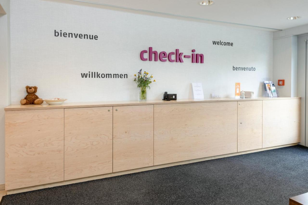 Baeren Self Check-In Hotel Золотурн Екстер'єр фото